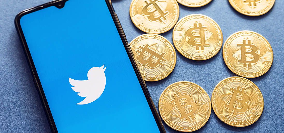 В 2021 году было более 100 миллионов твитов с упоминанием биткоина