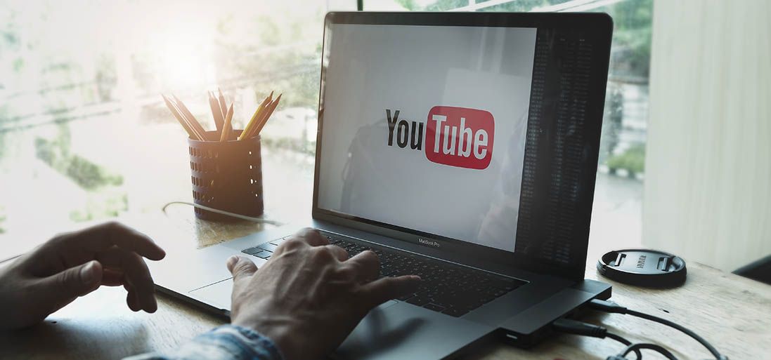 YouTuber обвиняется в создании крупного пампа и дампа через Uniswap